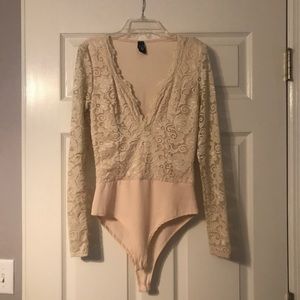 lace windsor bodysuit